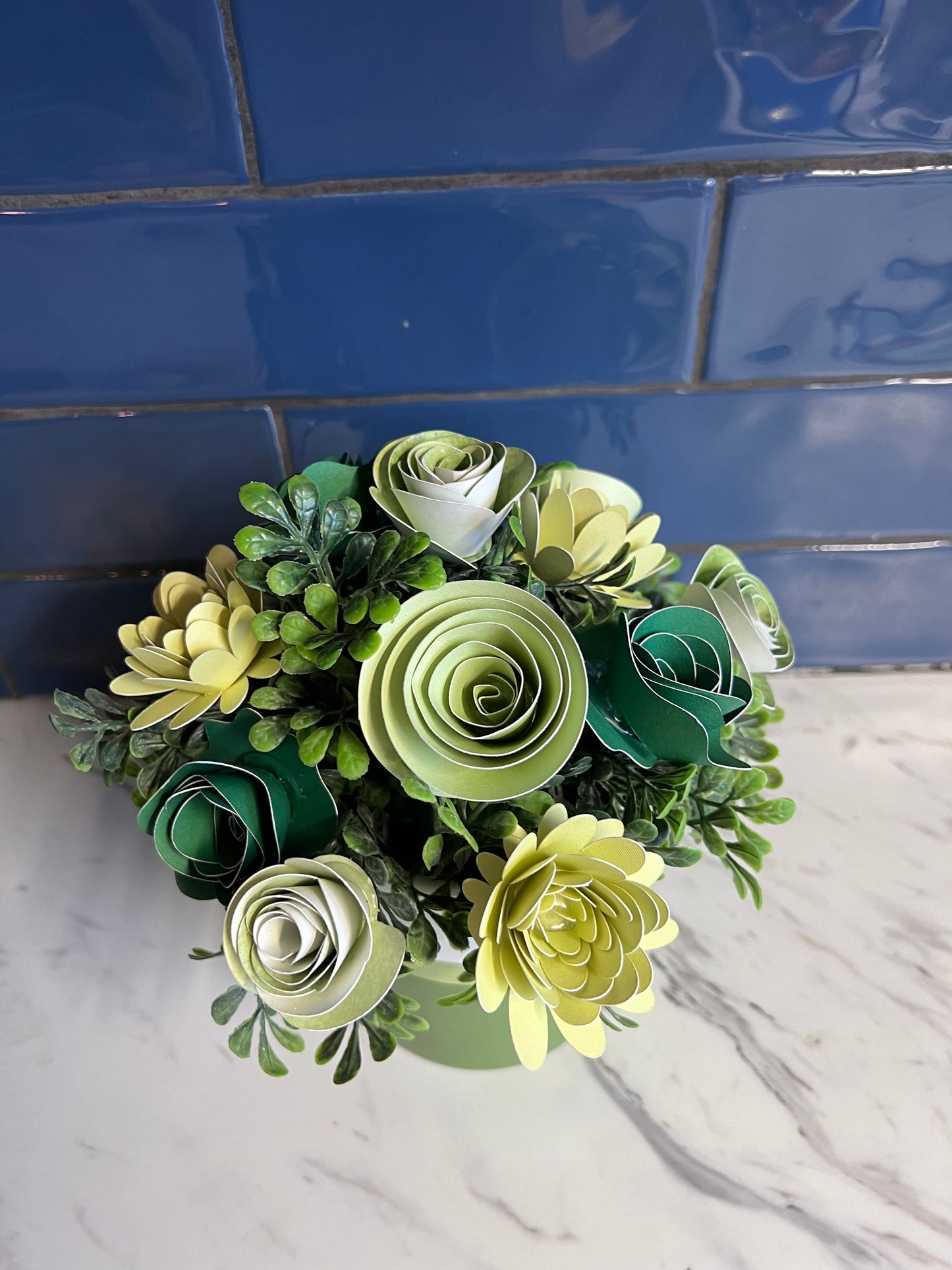 Everyday decorative pot  1